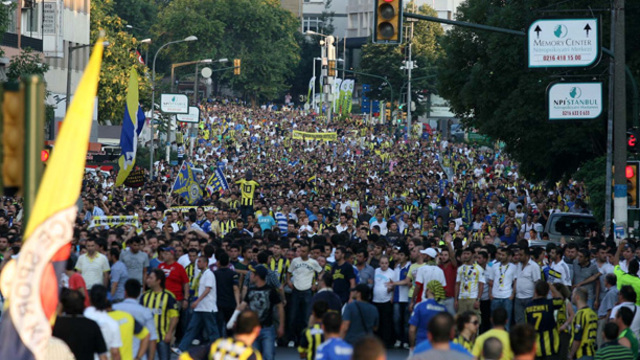 Fenerbahçe 'adalet' için yürüdü