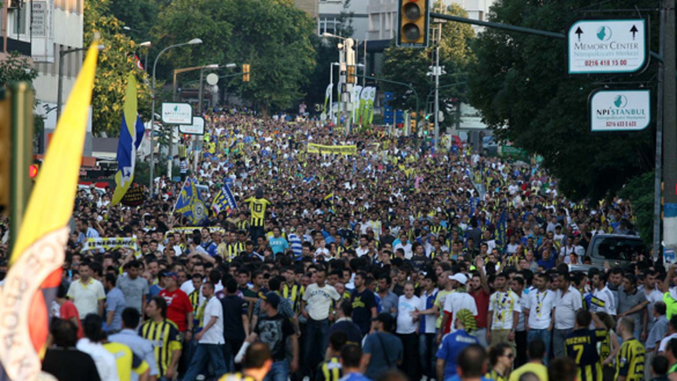 Fenerbahçe 'adalet' için yürüdü