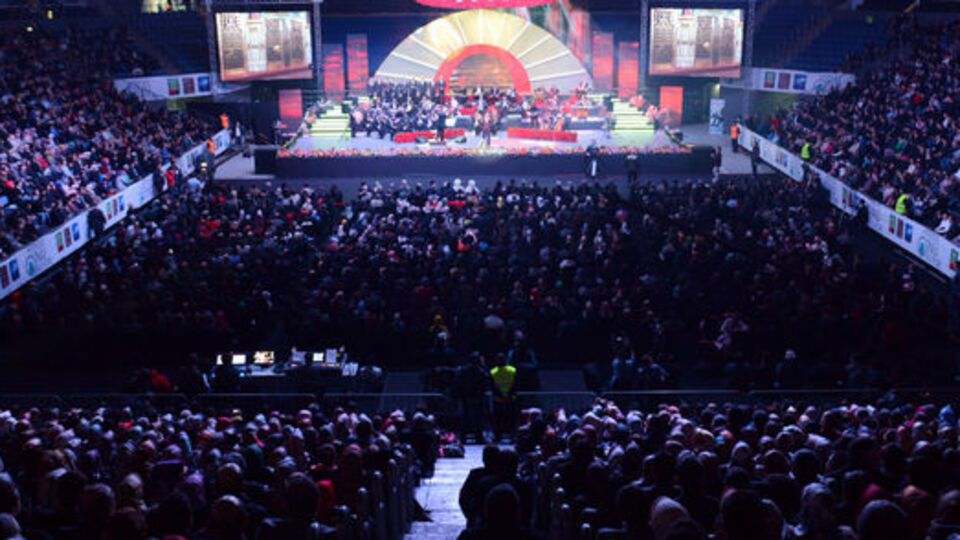 'Herkes O'nu Okuyor'un ilahi gecesi