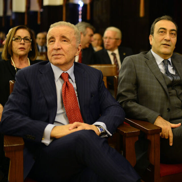 Cimbom 40 dolara sattığını 10 dolara toplayacak