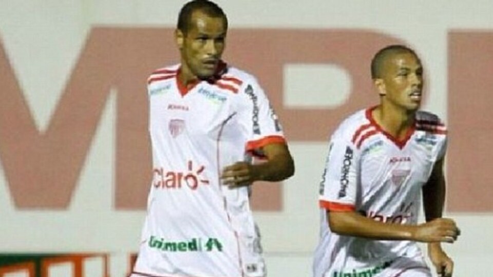 Efsane, oğluyla aynı sahada