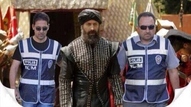 Kanuni o sahneye açıklık getirdi!