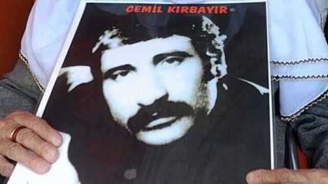 33 yıllık direnişin belgeseli: Berfo Ana