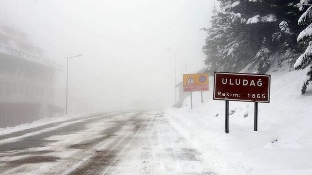 Uludağ'da kar kalınlığı 38 santimetre!