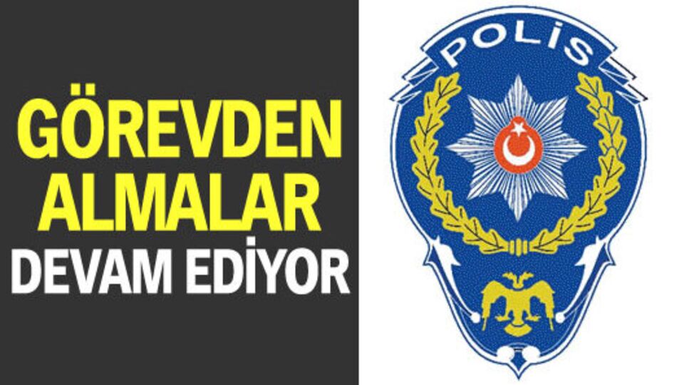 Emniyet'te deprem sürüyor