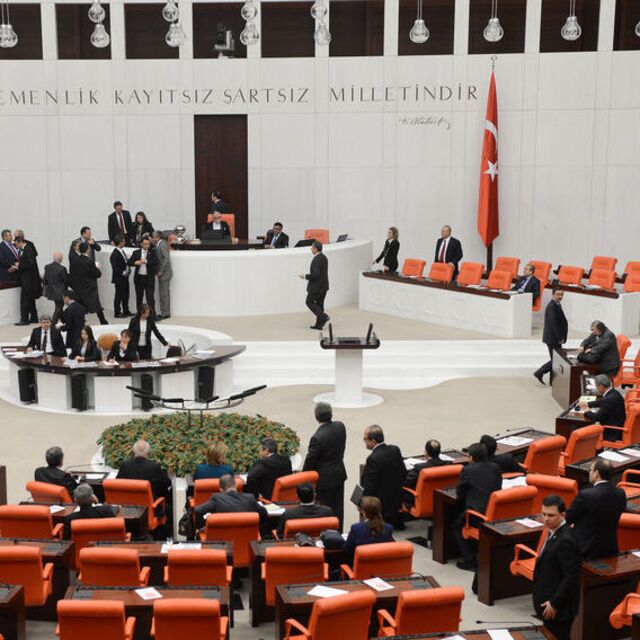 İnternetle ilgili "Torba Teklif" Genel Kurul'da