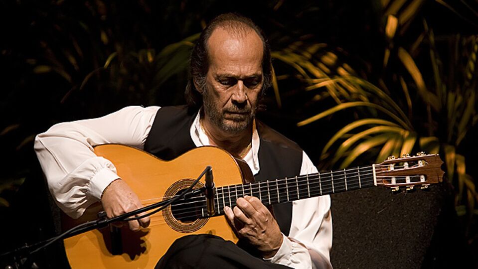 Ünlü gitarist öldü