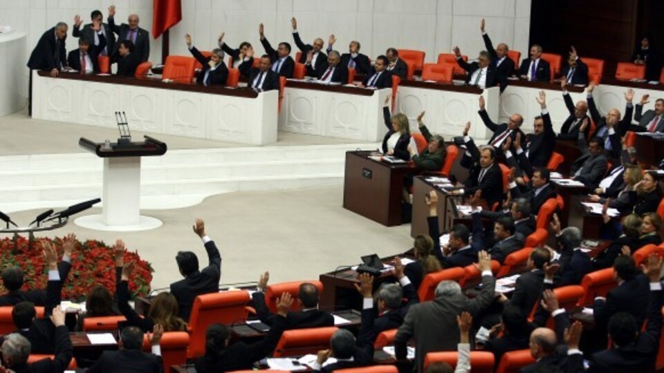 Dershane düzenlemesi Meclis'ten geçti