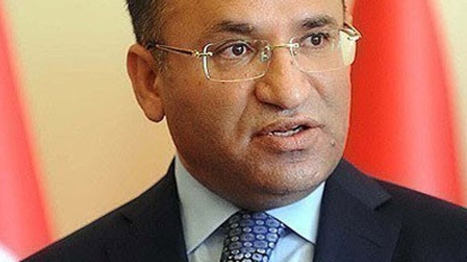 "Soruşturmaların üstünü örtün demedim"