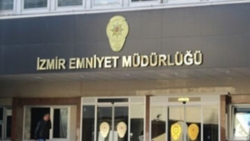 İzmir Emniyeti'nde deprem!