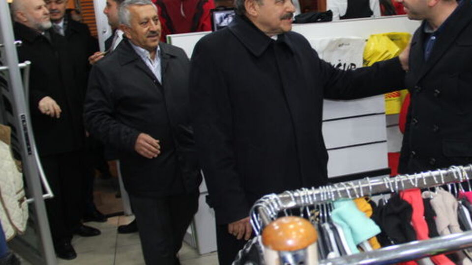Bakan Eroğlu'nu şaşırtan soru!