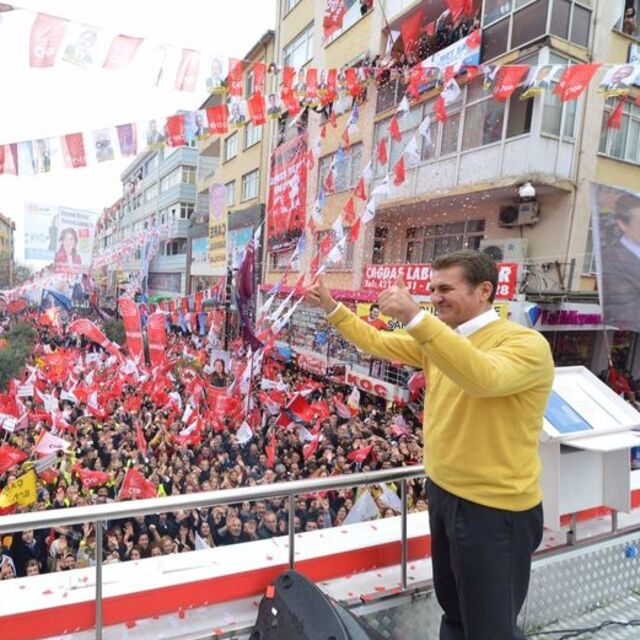 "23 ilçeyi almak için zorluyoruz"