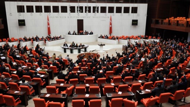 Belediye başkanlığı için kaç vekil yarışacak?