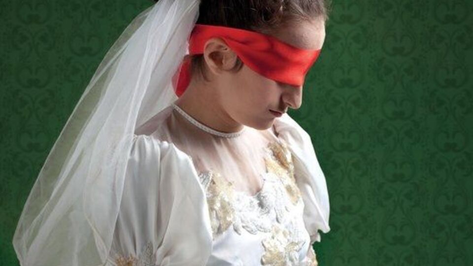 871 kız, dedesi yaşındaki erkekle evlendi