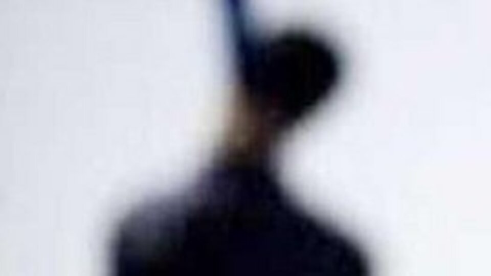 MHP'yi sarsan intihar!