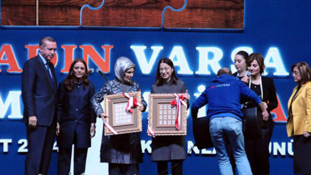 Bakan'ın zor anları!