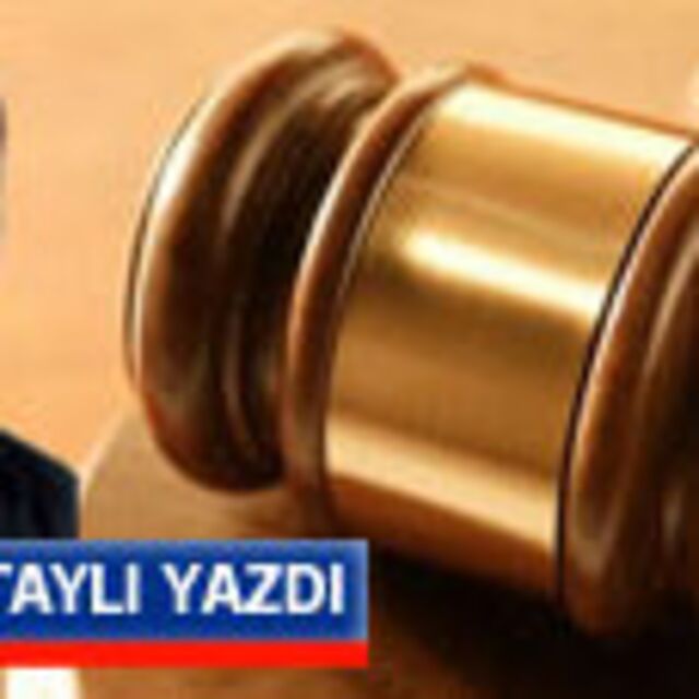Kafa kesenler aramızda Orgeneral Hurşit Tolon içeride
