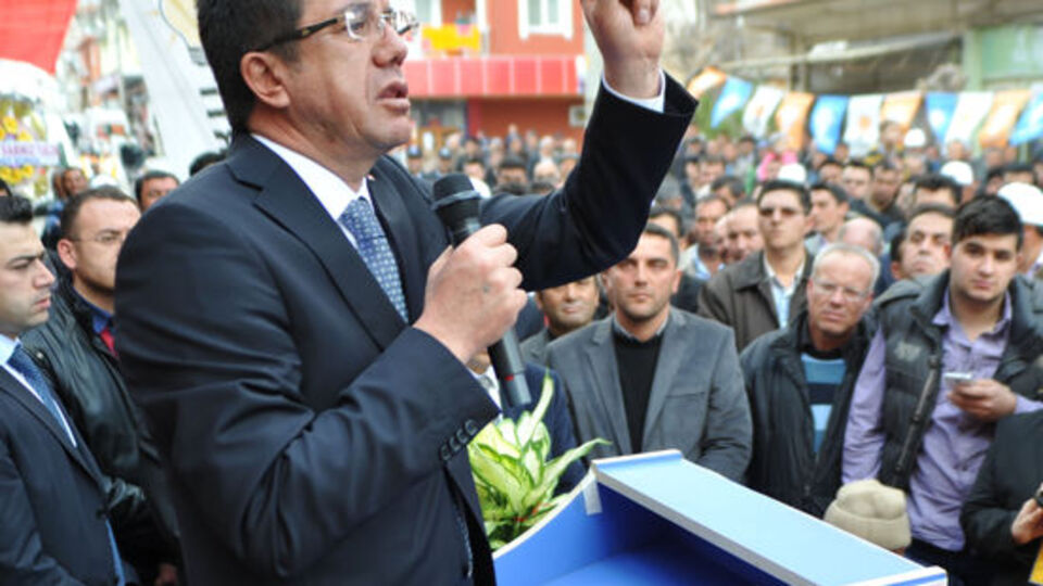 "Köpekler istedi diye atlar ölmez"