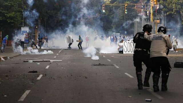 Venezuela'da gösteriler devam ediyor