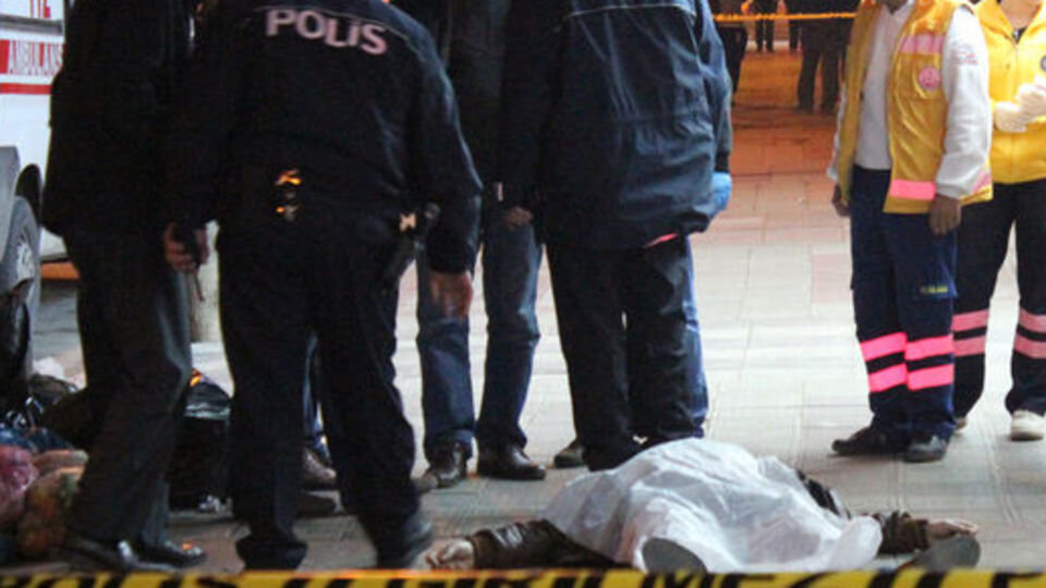 Öfkeli baba dehşet saçtı!