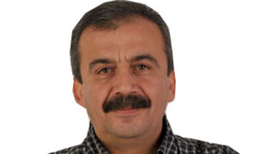 Sırrı Süreyya Önder Teke Tek'te