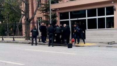 Başkent'te hareketli dakikalar!