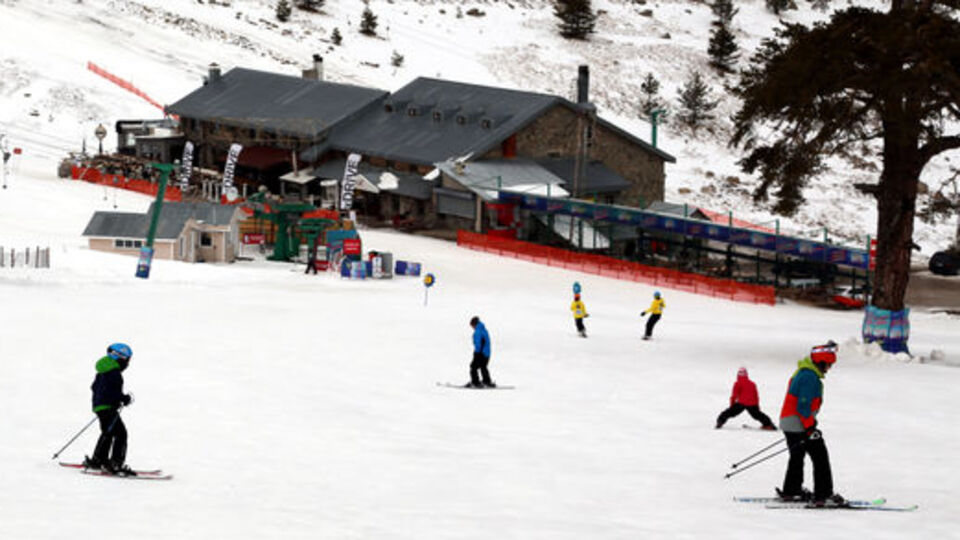 Kar yağışı işletmecileri sevindirdi!