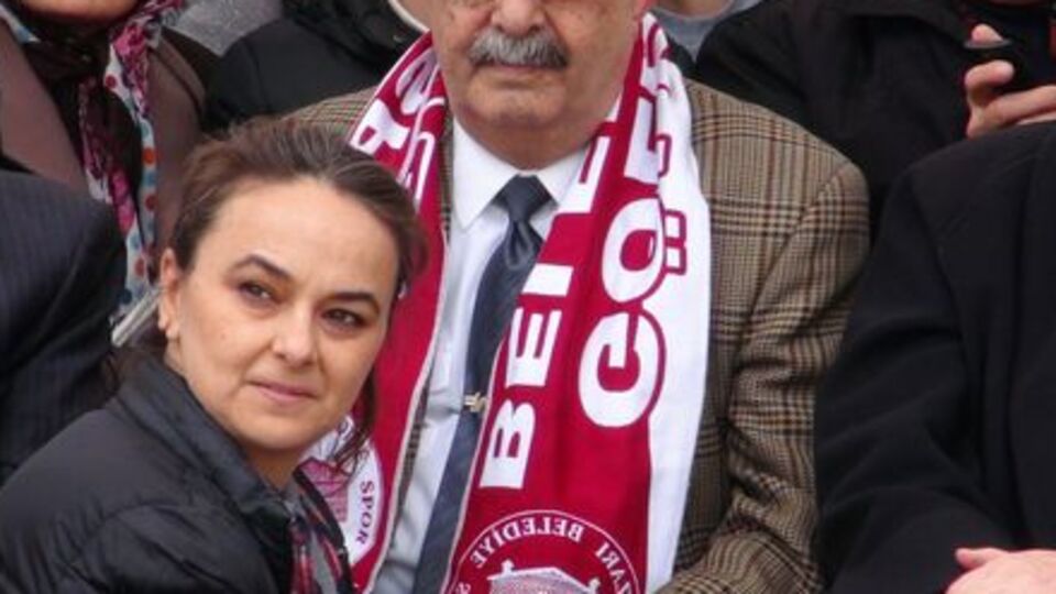 "Bir Veli Küçük efsanesi yarattılar"