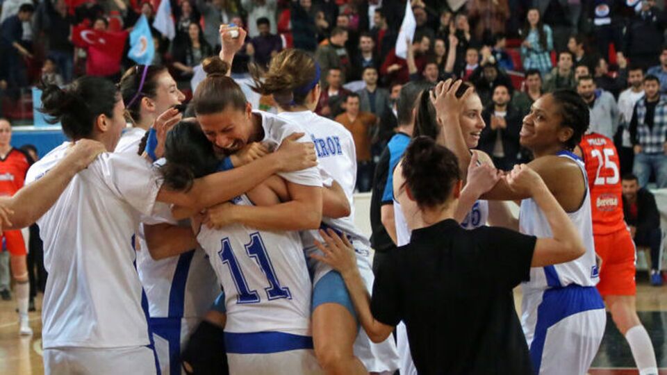 KASKİ çeyrek finalde!