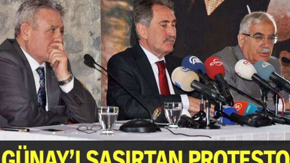 Ertuğrul Günay'ı şaşırtan protesto