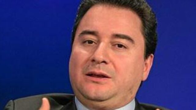 "Twitter'ı maalesef mecburen kapattık"