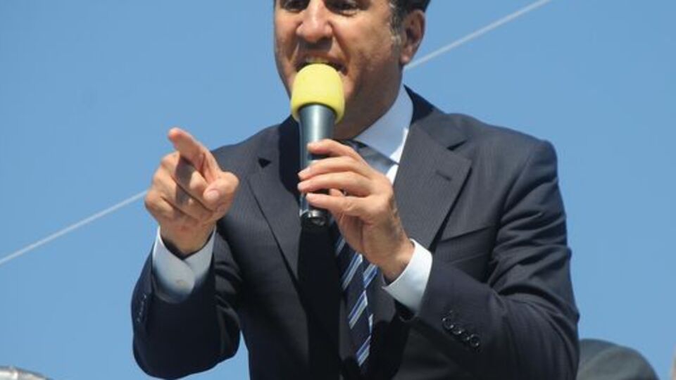 Sarıgül'den gençlere Twitter uyarısı