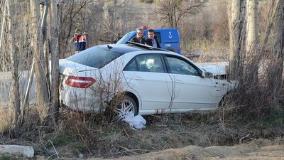 AK Parti konvoyunda kaza