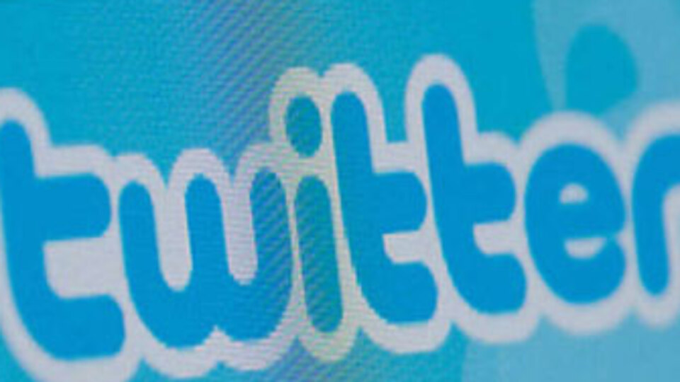 Twitter'a bir darbe daha!