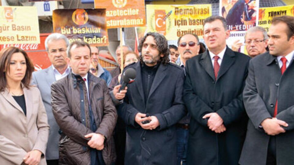 Gazeteler dükkân mıdır?