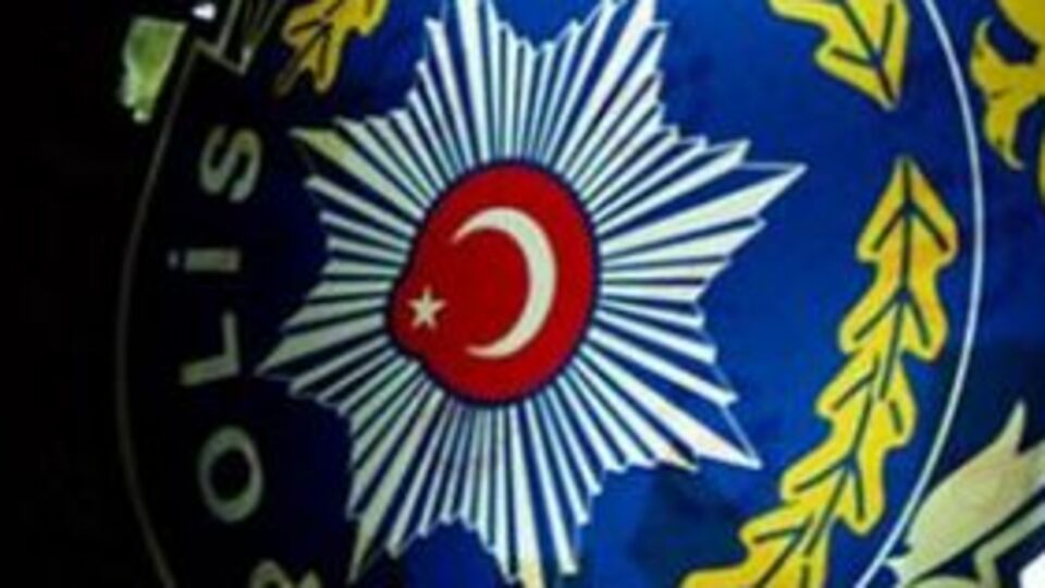 İstanbul'da 9 bin 500 polisin yeri değişti