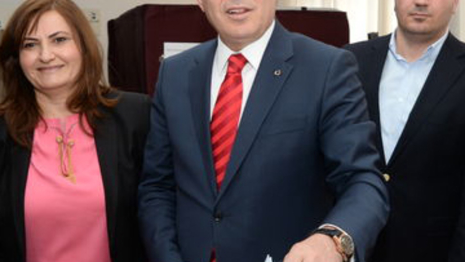 Mevlüt Karakaya, oyunu kullandı