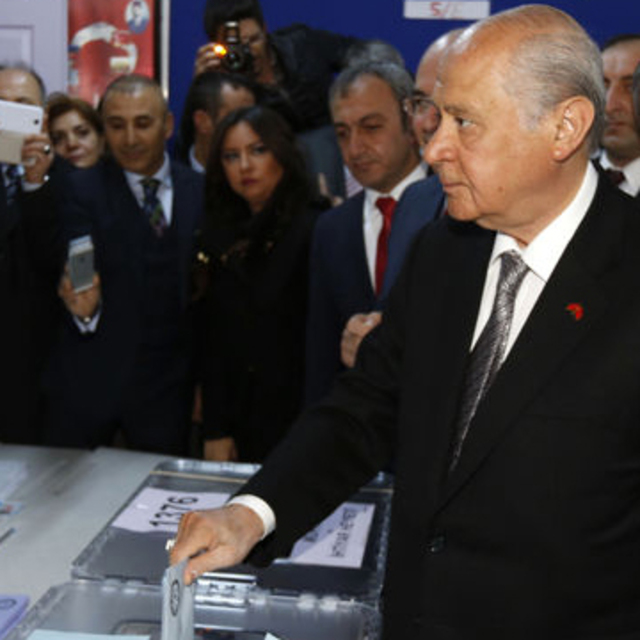 Oylarını kullandılar