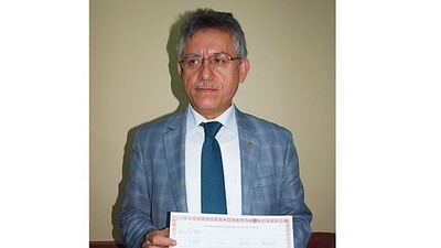 Belediye Başkanları mazbatalarını almaya devam ediyor