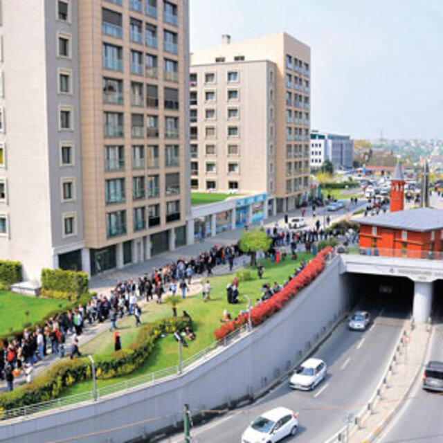 Ev kuyruğu!