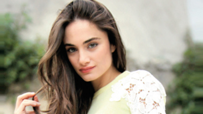 'İnsanı güzel kılan içindeki aşktır'