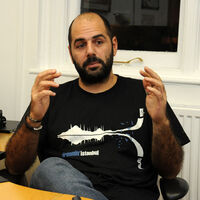 Yıldırım çarpan foto muhabiri hayatını kaybetti