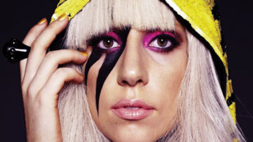 Lady Gaga geliyor!