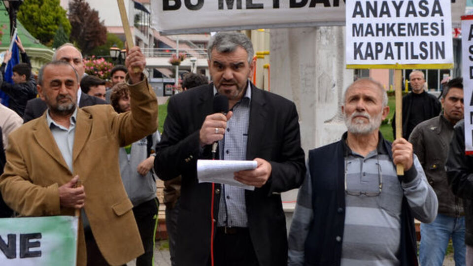 Kocaeli'de, AYM kararına protesto