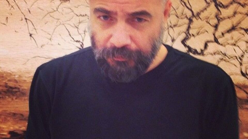 Saç geldi bere gitti