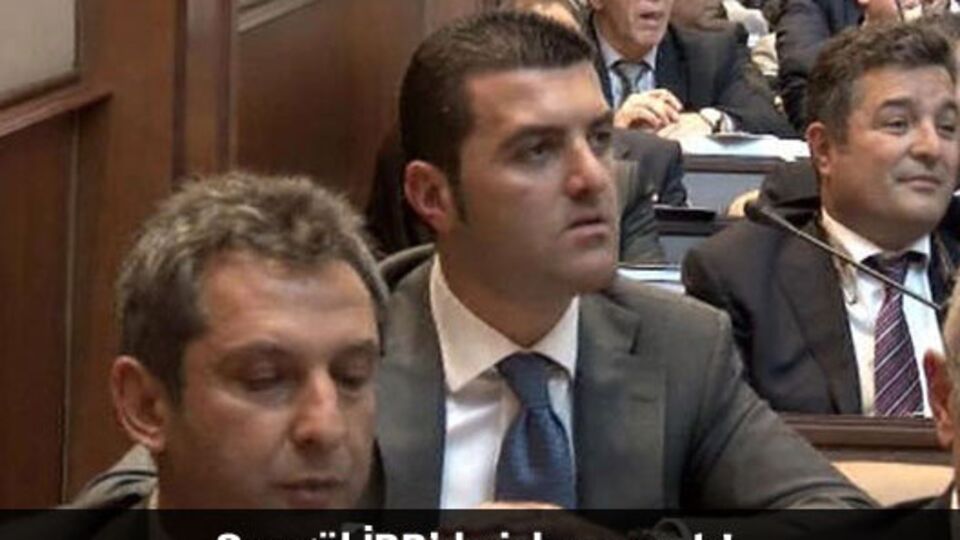 Sarıgül İBB'de işbaşı yaptı