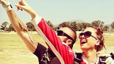 4,000 metreden atladı!