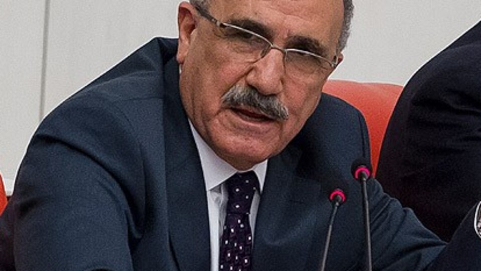 "Hükümet talimatı veriyor sorumluluğunu alıyor"