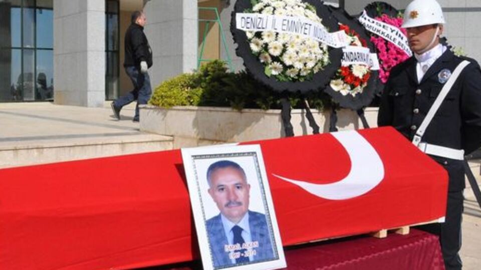 Gözyaşları Denizli Cumhuriyet Başsavcısı için!