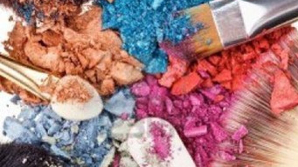 Pudra kullanımı gerekli mi ve nasıl seçilmeli?